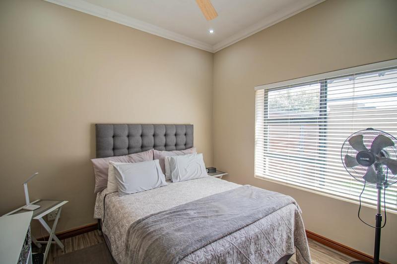 4 Bedroom Property for Sale in Midstream Ridge Gauteng