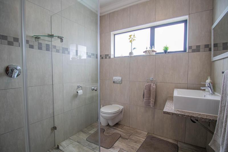 4 Bedroom Property for Sale in Midstream Ridge Gauteng