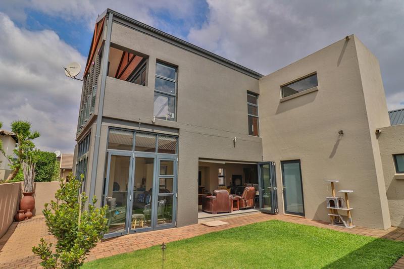 4 Bedroom Property for Sale in Midstream Ridge Gauteng