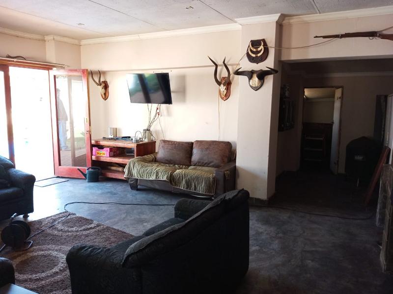 4 Bedroom Property for Sale in Rowhill Gauteng