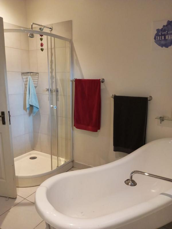 4 Bedroom Property for Sale in Rowhill Gauteng