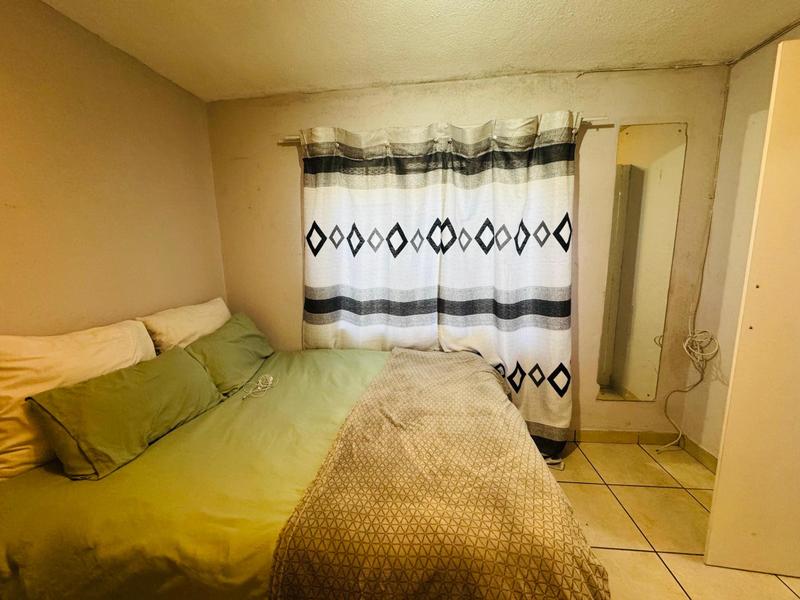 1 Bedroom Property for Sale in Elspark Gauteng