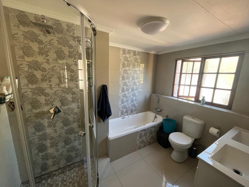 To Let 3 Bedroom Property for Rent in Waterkloof A H Gauteng