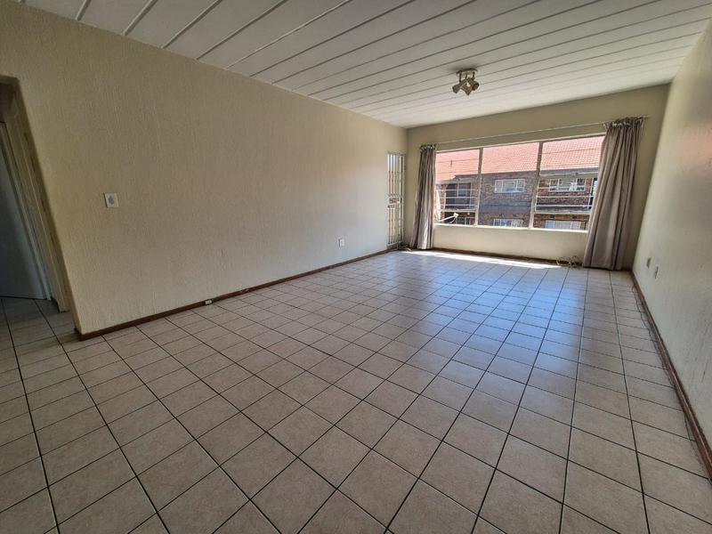 2 Bedroom Property for Sale in New Redruth Gauteng