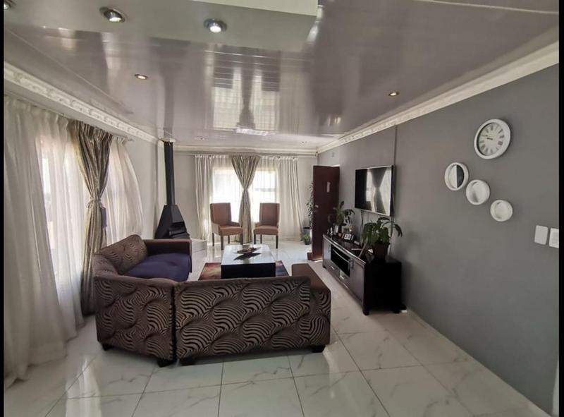 3 Bedroom Property for Sale in Kibler Park Gauteng