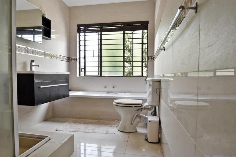 To Let 3 Bedroom Property for Rent in Morningside Gauteng