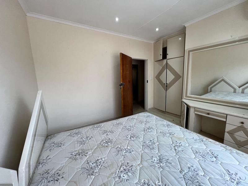 To Let 5 Bedroom Property for Rent in Laudium Gauteng