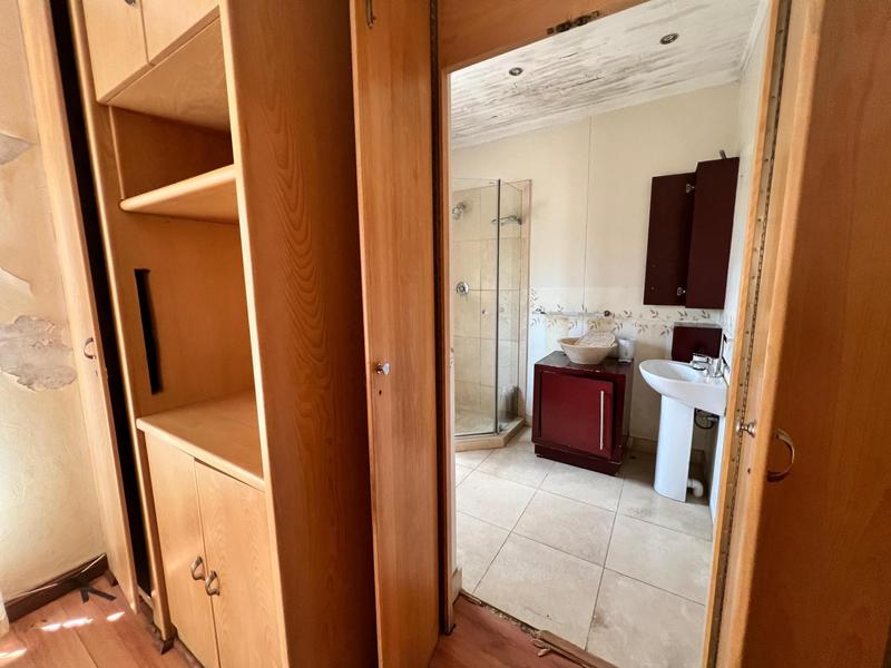 To Let 5 Bedroom Property for Rent in Laudium Gauteng