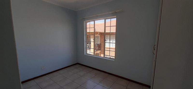To Let 3 Bedroom Property for Rent in Valhalla Gauteng