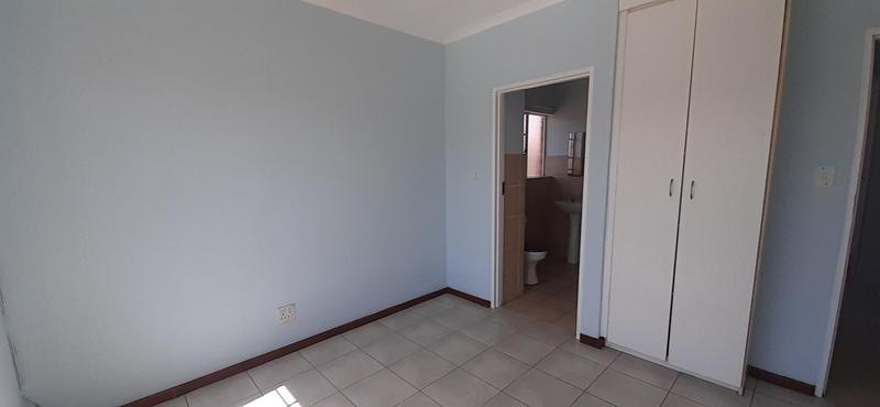 To Let 3 Bedroom Property for Rent in Valhalla Gauteng
