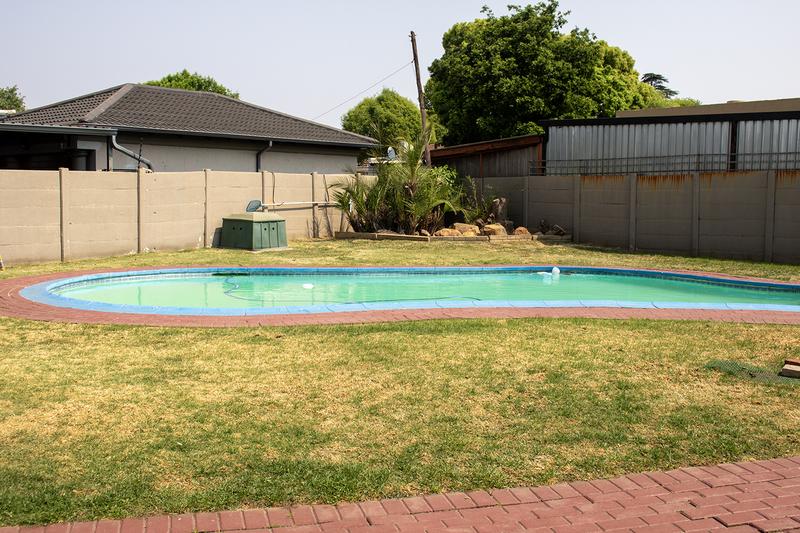 3 Bedroom Property for Sale in Elspark Gauteng