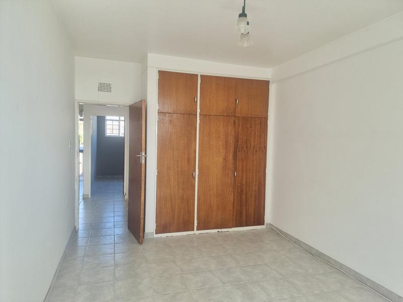 2 Bedroom Property for Sale in Edenvale Central Gauteng