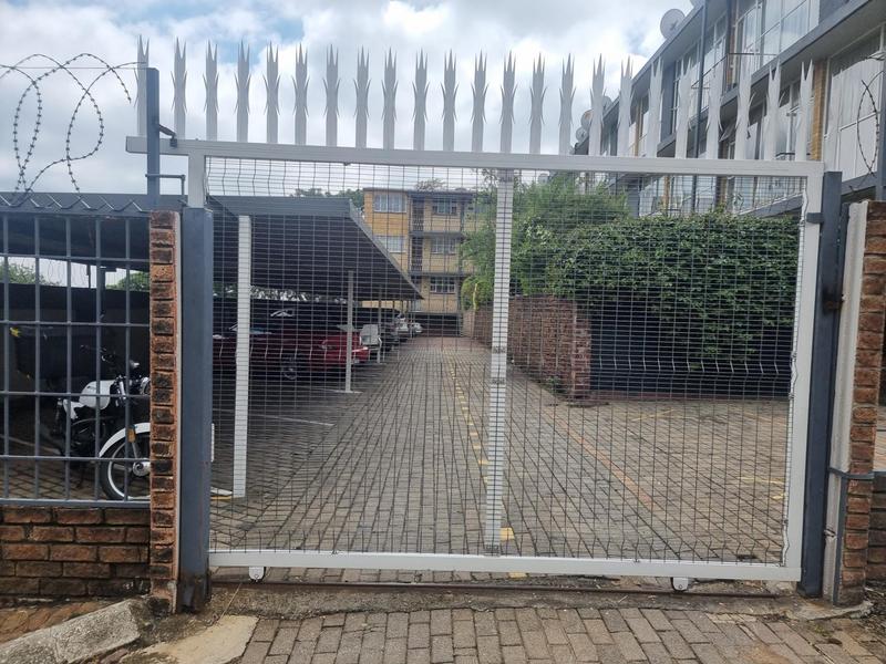 2 Bedroom Property for Sale in Edenvale Central Gauteng