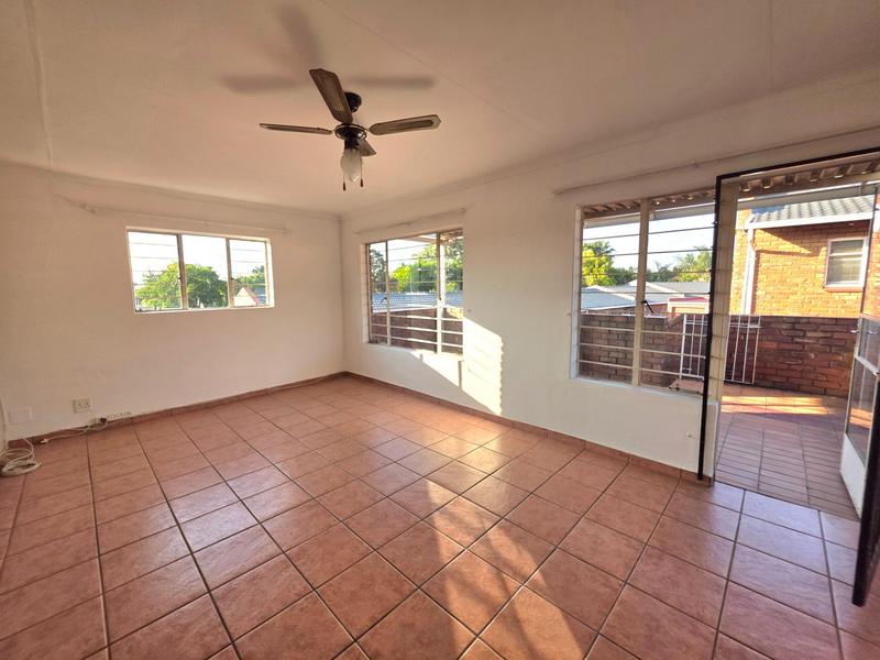 1 Bedroom Property for Sale in Freeway Park Gauteng