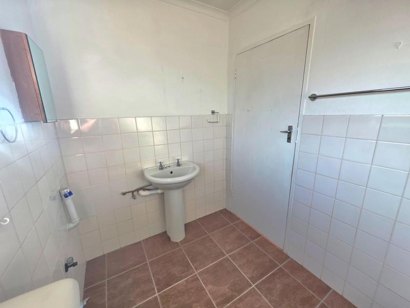 1 Bedroom Property for Sale in Freeway Park Gauteng