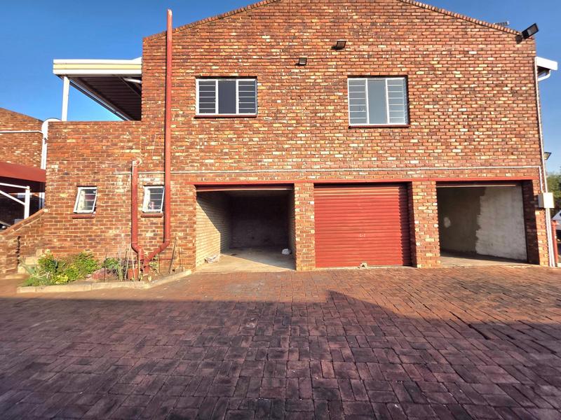 1 Bedroom Property for Sale in Freeway Park Gauteng