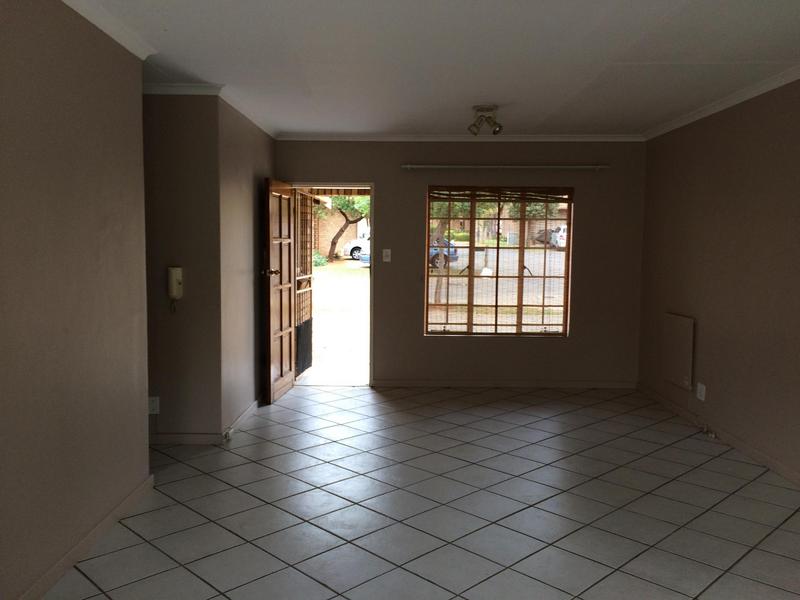 2 Bedroom Property for Sale in Amberfield Glen Gauteng