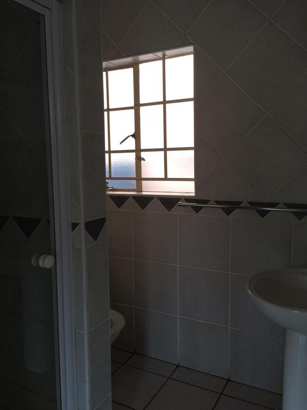2 Bedroom Property for Sale in Amberfield Glen Gauteng