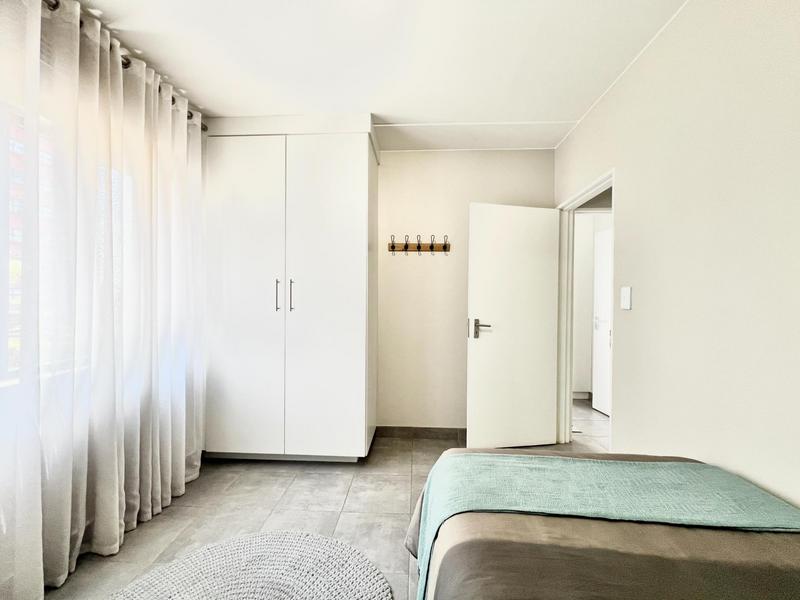 To Let 2 Bedroom Property for Rent in Halfway House Gauteng