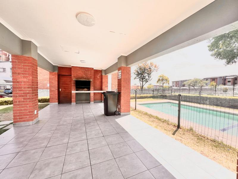 To Let 2 Bedroom Property for Rent in Halfway House Gauteng