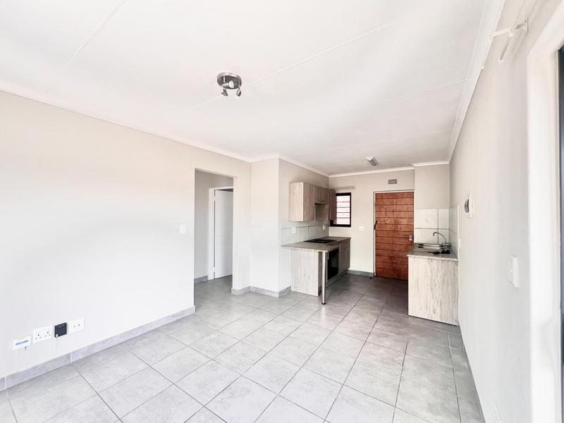To Let 2 Bedroom Property for Rent in Halfway House Gauteng