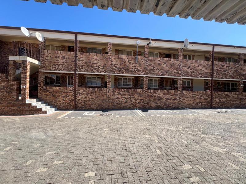 2 Bedroom Property for Sale in Greenhills Gauteng