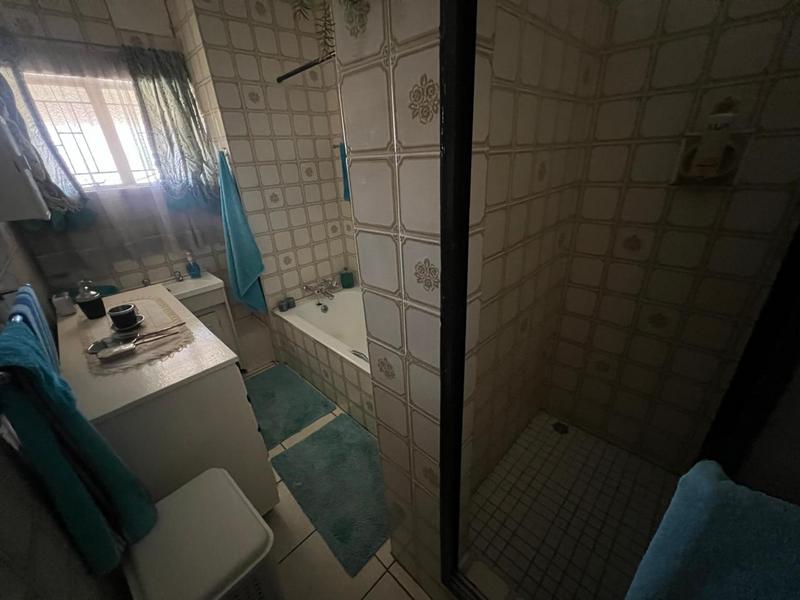 2 Bedroom Property for Sale in Greenhills Gauteng