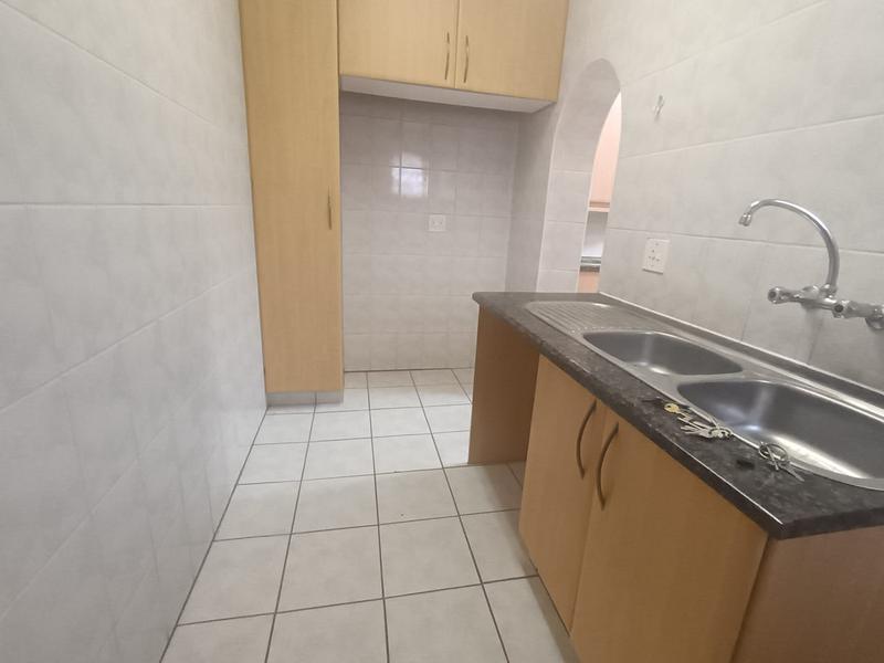 To Let 4 Bedroom Property for Rent in Edelweiss Gauteng