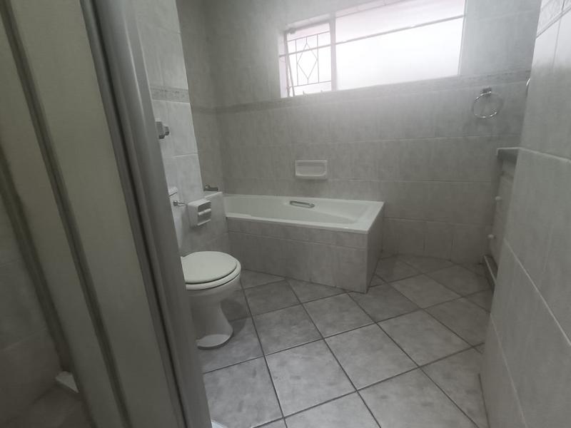 To Let 4 Bedroom Property for Rent in Edelweiss Gauteng