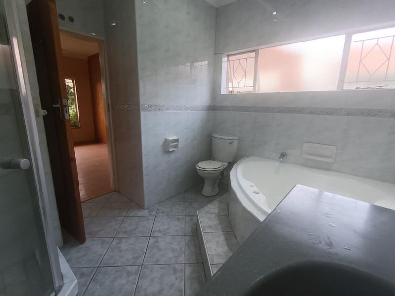 To Let 4 Bedroom Property for Rent in Edelweiss Gauteng