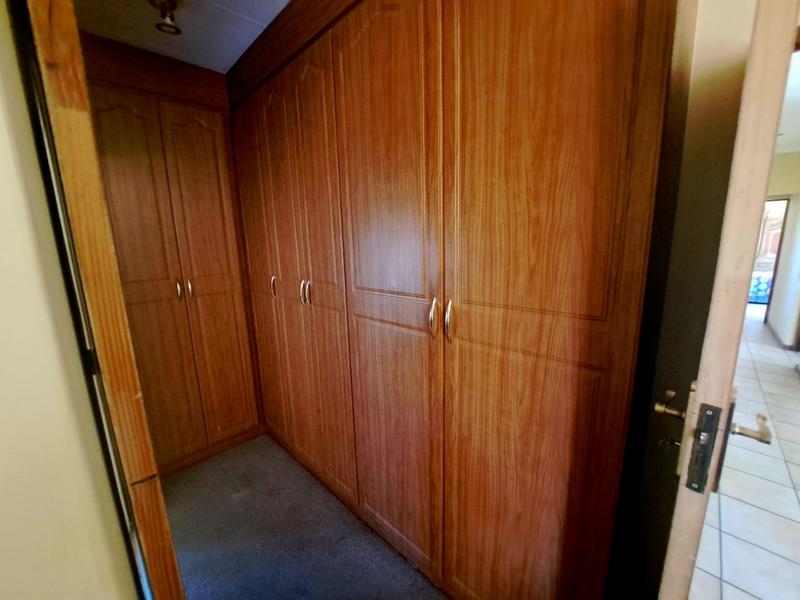 4 Bedroom Property for Sale in Highveld Gauteng