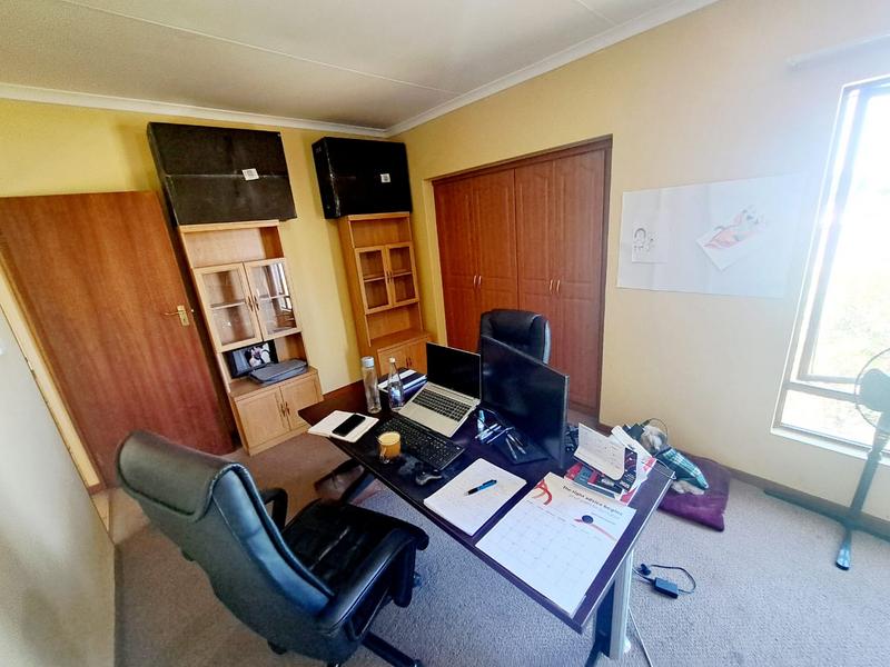 4 Bedroom Property for Sale in Highveld Gauteng