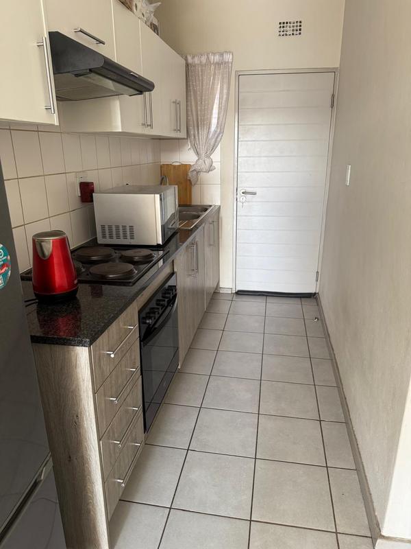 To Let 2 Bedroom Property for Rent in Clubview Gauteng