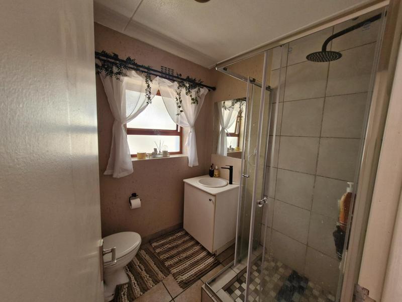 2 Bedroom Property for Sale in Ferndale Gauteng