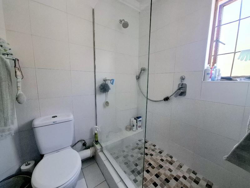 1 Bedroom Property for Sale in Morningside Gauteng