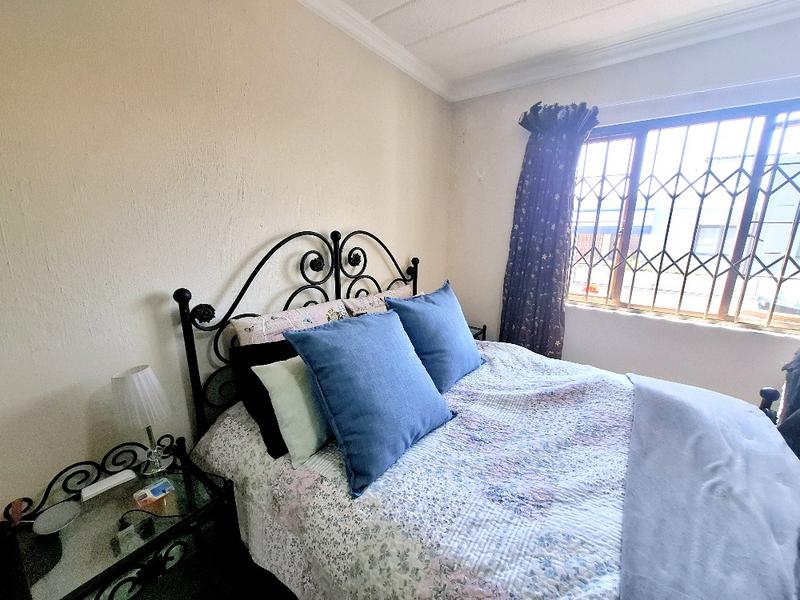 1 Bedroom Property for Sale in Morningside Gauteng