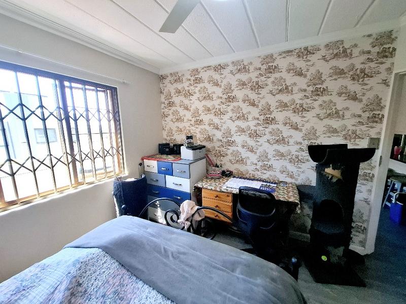 1 Bedroom Property for Sale in Morningside Gauteng