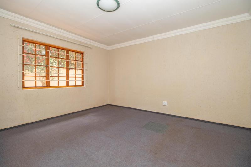 3 Bedroom Property for Sale in Rangeview Gauteng