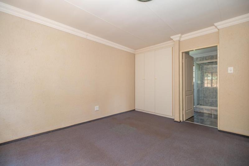 3 Bedroom Property for Sale in Rangeview Gauteng