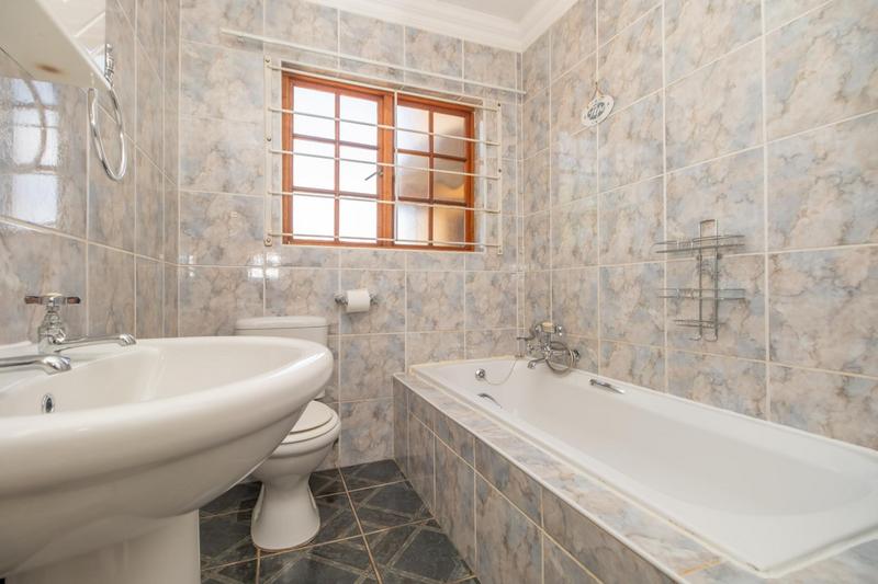 3 Bedroom Property for Sale in Rangeview Gauteng