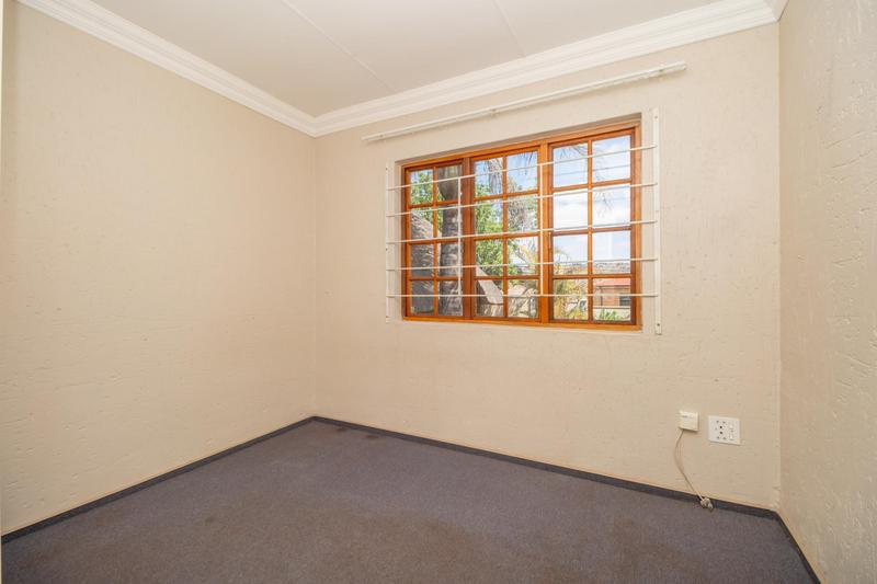 3 Bedroom Property for Sale in Rangeview Gauteng