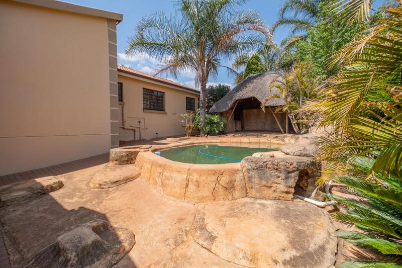 3 Bedroom Property for Sale in Rangeview Gauteng