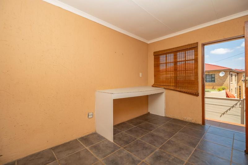 3 Bedroom Property for Sale in Rangeview Gauteng