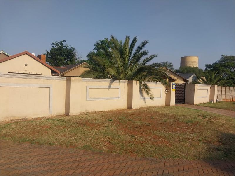 To Let 3 Bedroom Property for Rent in Leondale Gauteng