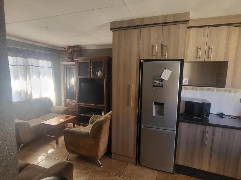 2 Bedroom Property for Sale in Tembisa Gauteng