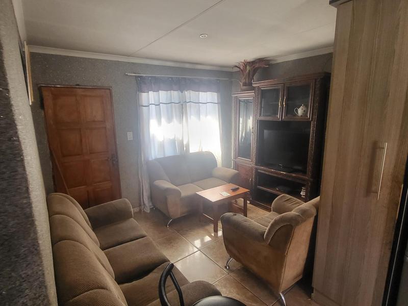 2 Bedroom Property for Sale in Tembisa Gauteng