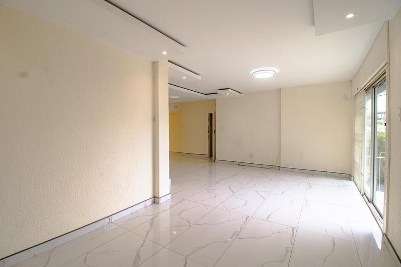 5 Bedroom Property for Sale in Birch Acres Gauteng
