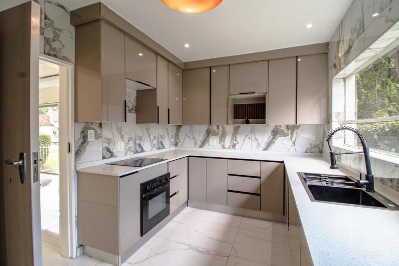 5 Bedroom Property for Sale in Birch Acres Gauteng