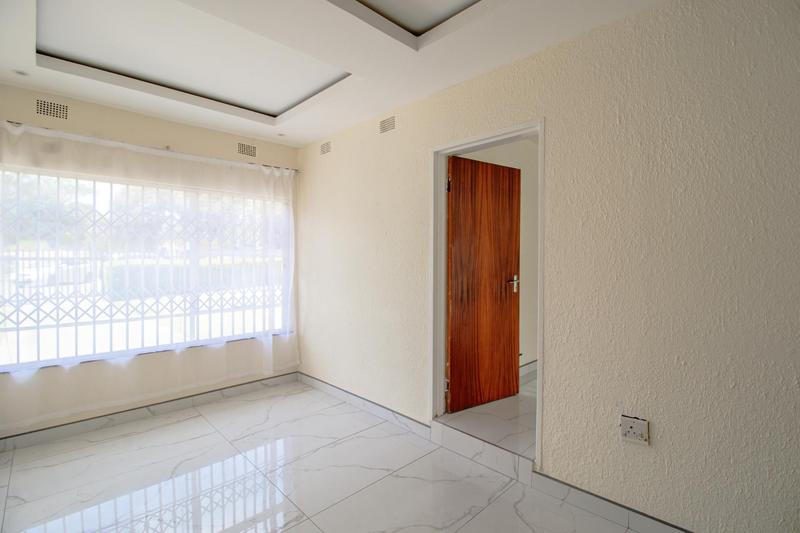 5 Bedroom Property for Sale in Birch Acres Gauteng