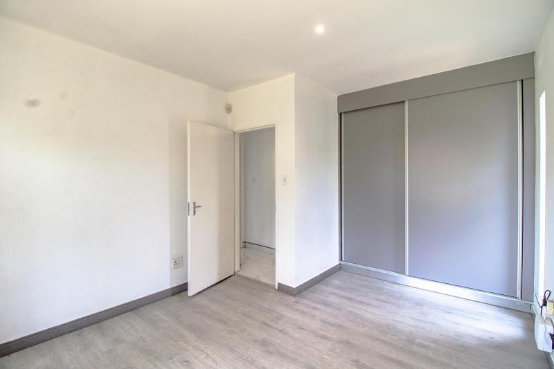 5 Bedroom Property for Sale in Birch Acres Gauteng